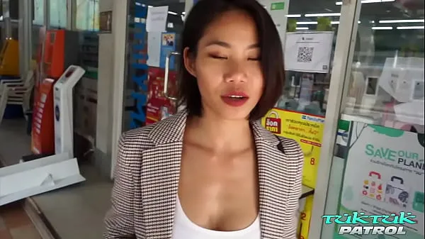 Gorące Sexy Bangkok dream girl unleashes tirade of pleasure on white cock fajne filmy