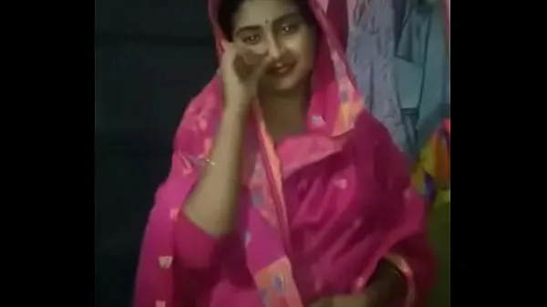 Vidéos chaudes enlever le sari rouge cool