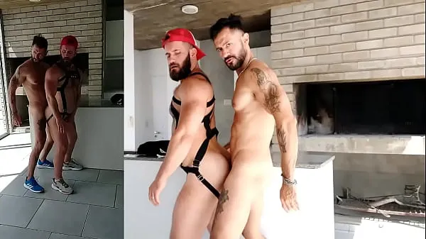 Hot BareBlowjob Rimming to Young Gay Muscle Jock Getting Ass Drilled - Coach Daddy Fucks his Face - With Alex Barcelona cool Videos