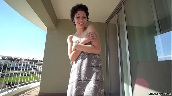 Sıcak First FUCK outdoors! LinaLynn on the hotel balcony harika Videolar
