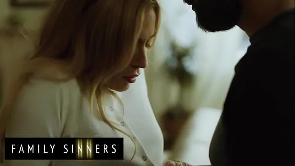 Horúce Rough Sex Between Stepsiblings Blonde Babe (Aiden Ashley, Tommy Pistol) - Family Sinners skvelé videá