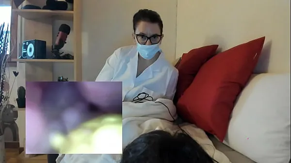 Doctor Nicoletta gyno visits her friend and shrinks you inside her big pussy Video sejuk panas