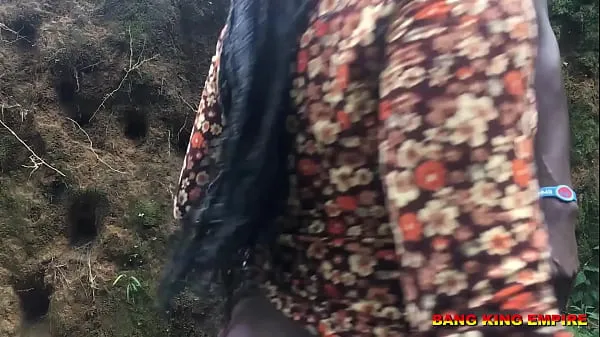I FUCKED HER ON THE VILLAGE ROAD COMING BACK FROM FARM WITH GRANDMA Video sejuk panas