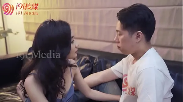 Hot Domestic】Jelly Media Domestic AV Chinese Original / "Gentle Stepmother Consoling Broken Son" 91CM-015 cool Videos