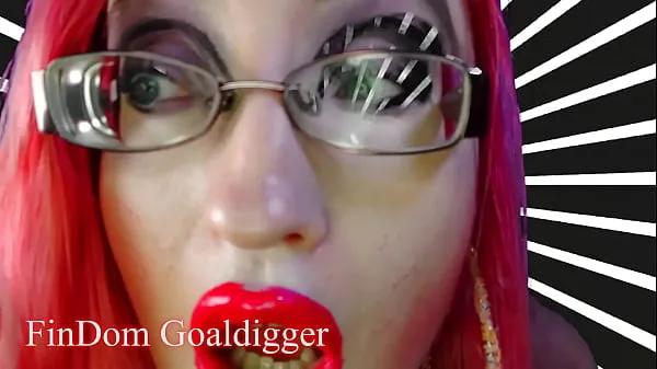 Sıcak Eyeglasses and red lips mesmerize harika Videolar