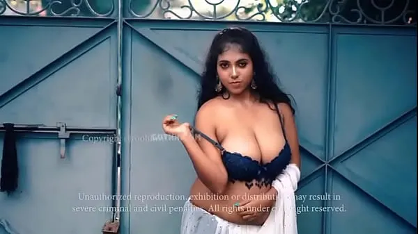 Hot Desi Hot Bhabhi Roohi 17 – Naari Magazine Hot Beauty Modelling cool Videos