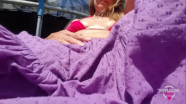 Populaire nippleringlover hot mother fingering pierced pussy and pinching extreme pierced nipples outdoors coole video's