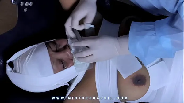 热Dominatrix Mistress April - Surgical Pussy sewing part 1酷视频
