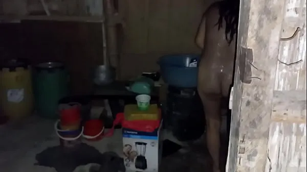 I HAD A FANTASY OF ENTERING AN ABANDONED HOUSE AND BATHING NAKED IN THE DARK. REAL HOMEMADE PORN IN ABANDONED HOUSE. I FELT A LOT OF ADRENALINE THINKING THAT AT ANY MOMENT THE OWNERS OF THE HOUSE COULD ARRIVE AND SEE ME NAKED Video thú vị hấp dẫn