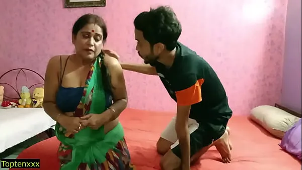 Menő Indian hot XXX teen sex with beautiful aunty! with clear hindi audio menő videók