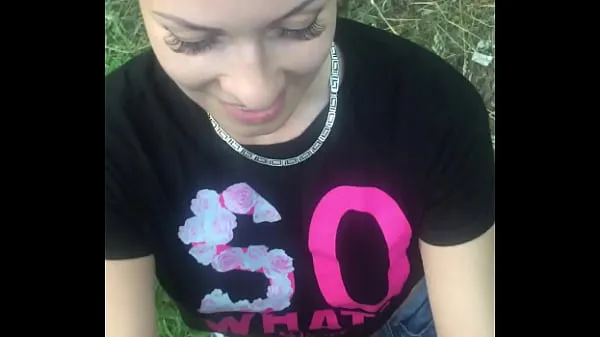 Hotte Quickie in the forest recorded with a smartphone seje videoer