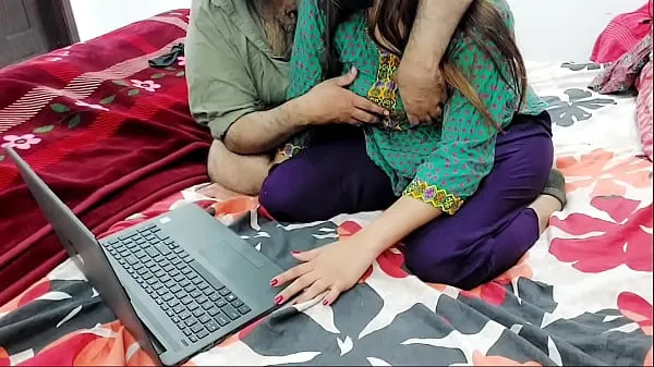 热Pakistani Computer Teacher Giving Lesson To His Beautifull Student At Her Home With Clear Urdu Audio酷视频