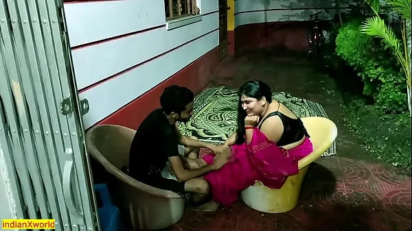 Horúce Desi XXX Super-Hot Beautiful Bhabhi Outdoor Sex!!! With Clear Audio skvelé videá