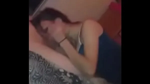Žhavá Amateur hot teen fucked at home skvělá videa