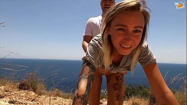 Hotte Polish couple fucks in front of other turists seje videoer