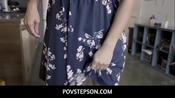 हॉट PovStepSon - Prank On My Busty Step Mom Goes Wrong- Joslyn Jane बेहतरीन वीडियो