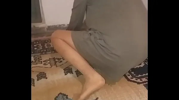 Heta Mature Turkish woman wipes carpet with sexy tulle socks coola videor