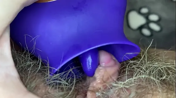 Populaire Extreme closeup big clit licking toy orgasm hairy pussy coole video's