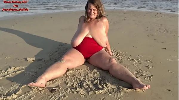 Vroči Beach Shaking Tits (free promotional kul videoposnetki