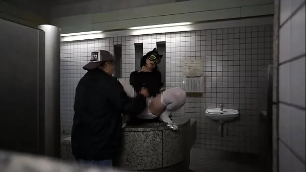 Hot Japanese transvestite Ayumi handjob public toilet 002 kule videoer
