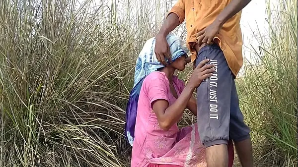 ยอดนิยม पति ने बाहर झाड़ी में चोद दिया देसी इंडियन วิดีโอเจ๋งๆ