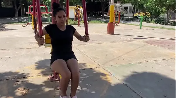 I take home a BEAUTIFUL GIRL from the park and end up fucking Video thú vị hấp dẫn