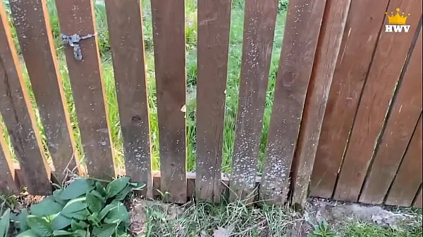 Mature Married MILF got Stuck in the Fence, a Neighbor Helped and Fucked Her Video keren yang keren