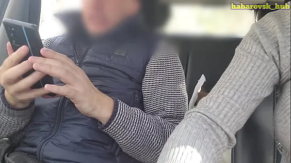 Vidéos chaudes femme trompée avec un chauffeur de taxi cool