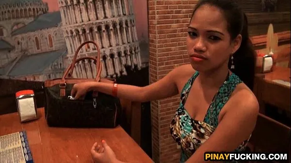 Heta Naughty Asian Bargirl Paid To Suck Cock coola videor